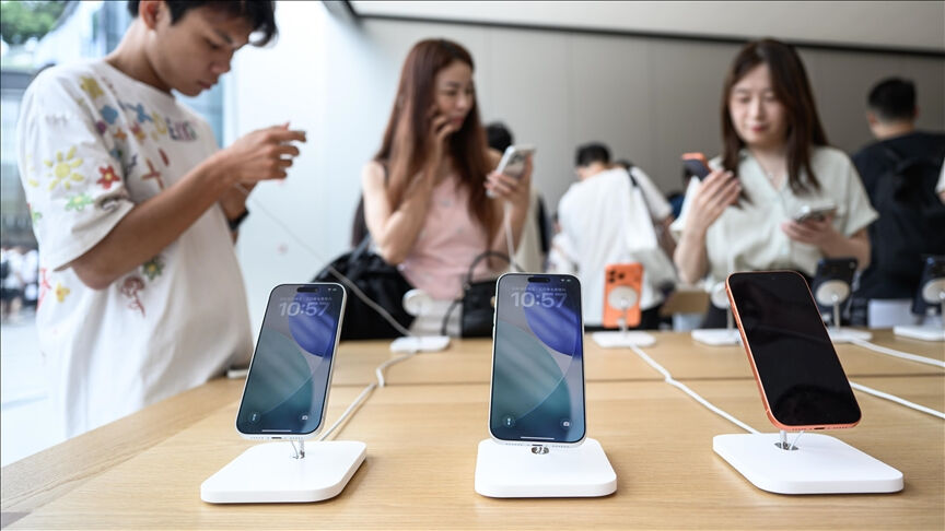 Iphone 17 ile rekora koşuyor! Apple hisseleri 4 trilyon dolarla uçuşa geçti - 3. Resim