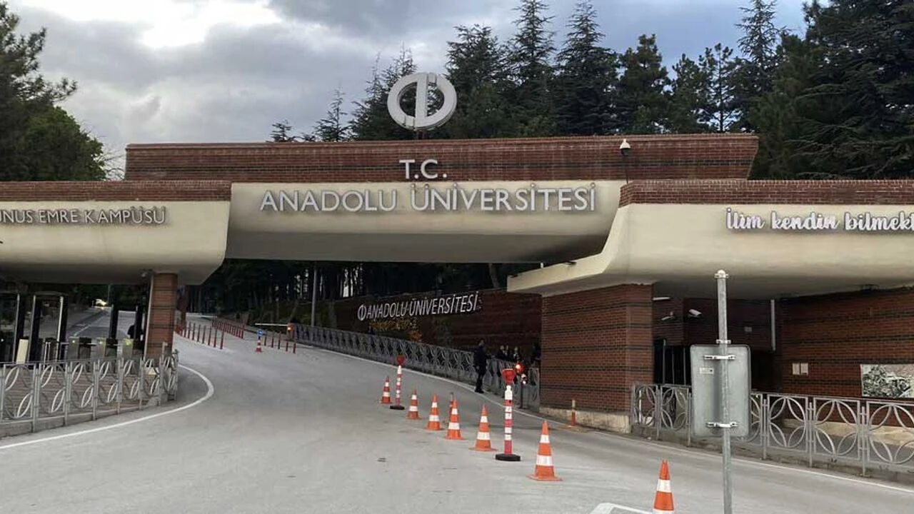 Anadolu Üniversitesi Açıköğretim dersleri ne zaman başlıyor? 2025-2026 Akademik Takvim - 2. Resim