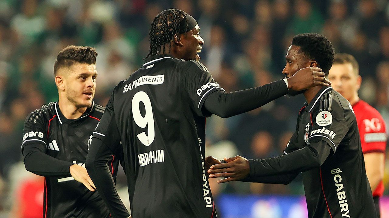 Beşiktaş, Konya'daki erteleme maçında kazandı Beşiktaş, Konya'daki erteleme maçında kazandı