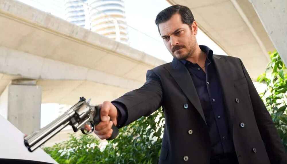 Çağatay Ulusoy diziden ayrılacak mı, Eşref Rüya final mi yapacak? Sette anlaşmazlık iddiası gündemde! - 4. Resim