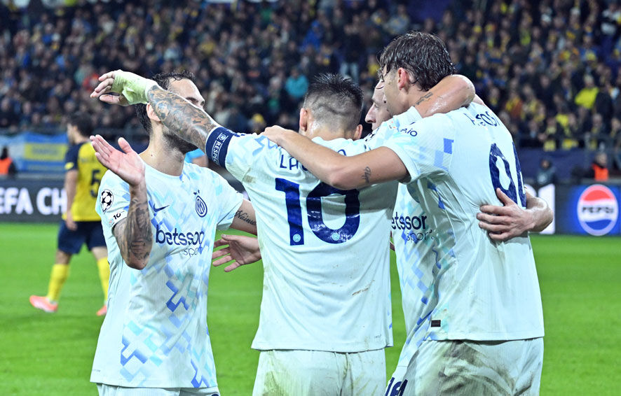 Şampiyonlar Ligi'nde çılgın maç: Tam 9 gol, 2 penaltı, 2 kırmızı - 2. Resim