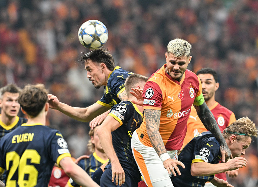 Victor Osimhen coştu, Galatasaray zafere ulaştı: Devler Ligi'nde 13 yıl sonra bir ilk - 3. Resim