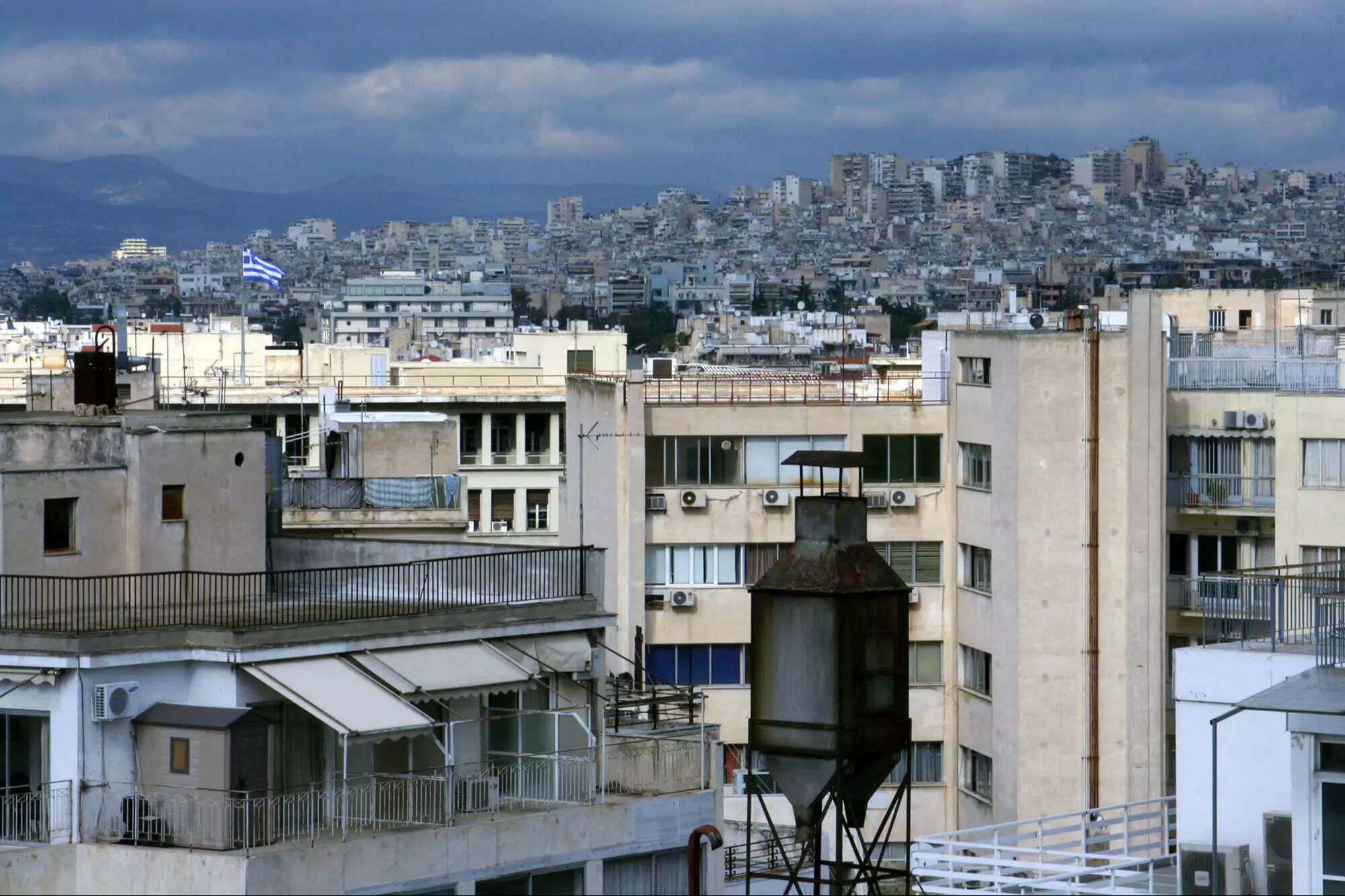 Yunanistan'da yoksulluk ve 'sosyal dışlanma' alarmı! Avrupa'nın en kötü seviyesi... - 1. Resim
