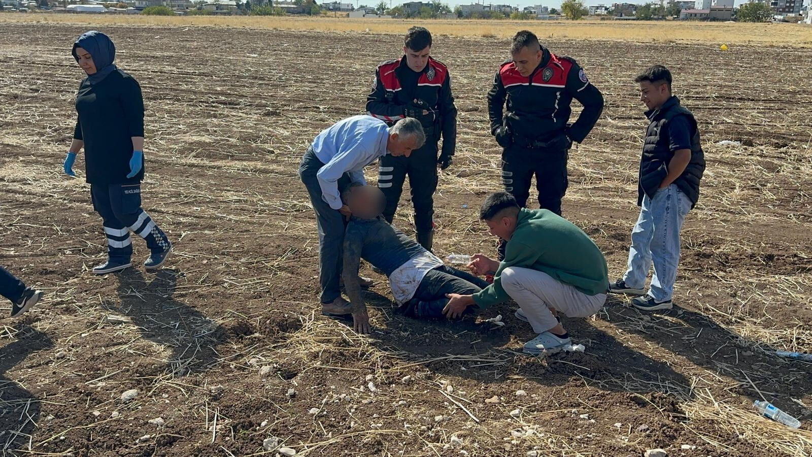 Adıyaman’da ibretlik sahne! Baba kriz geçirdi, 5 yaşındaki çocuğu her şeyi gördü - 1. Resim