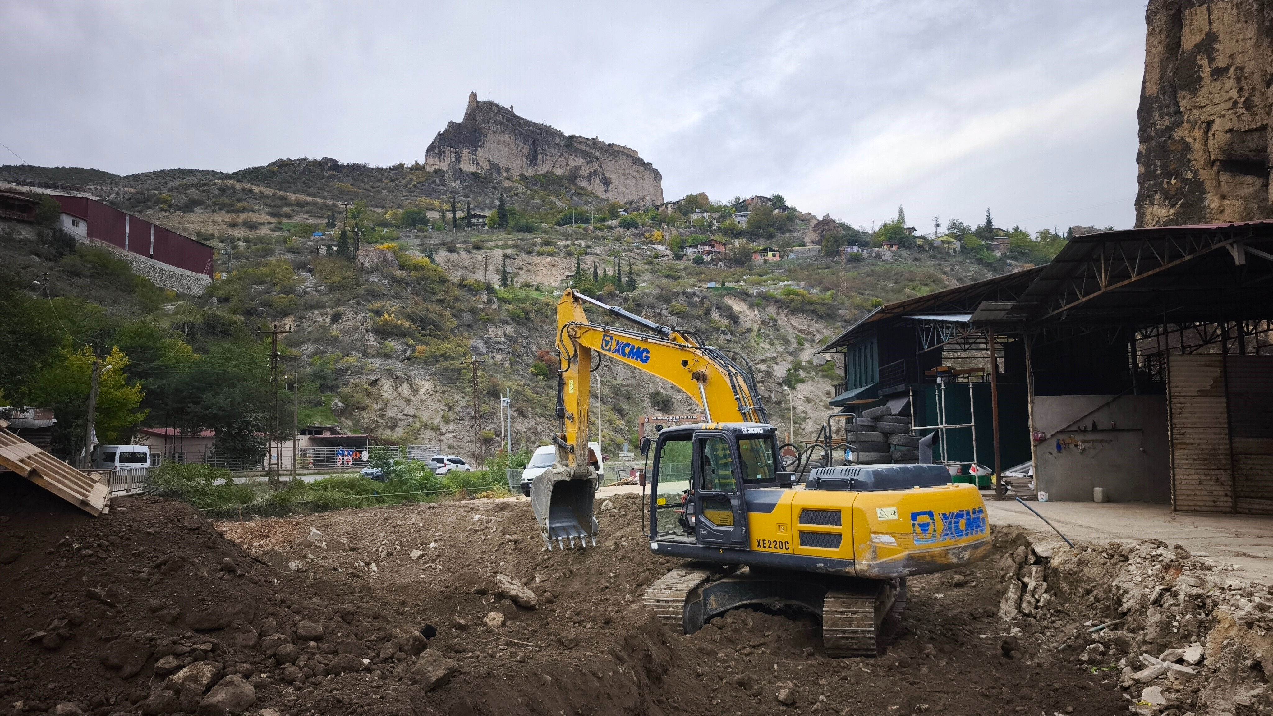 Artvin'de 3 ton altın için günlerdir kazı yapıyorlardı: Sonuç şoke etti - 2. Resim