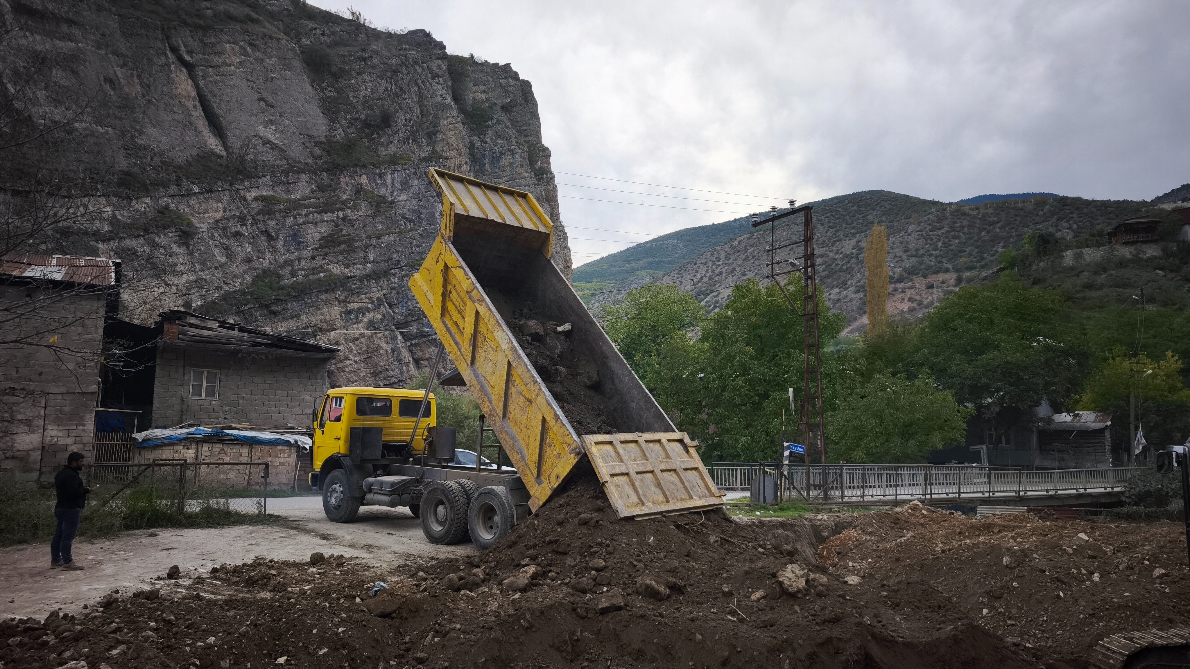 Artvin'de 3 ton altın için günlerdir kazı yapıyorlardı: Sonuç şoke etti - 3. Resim