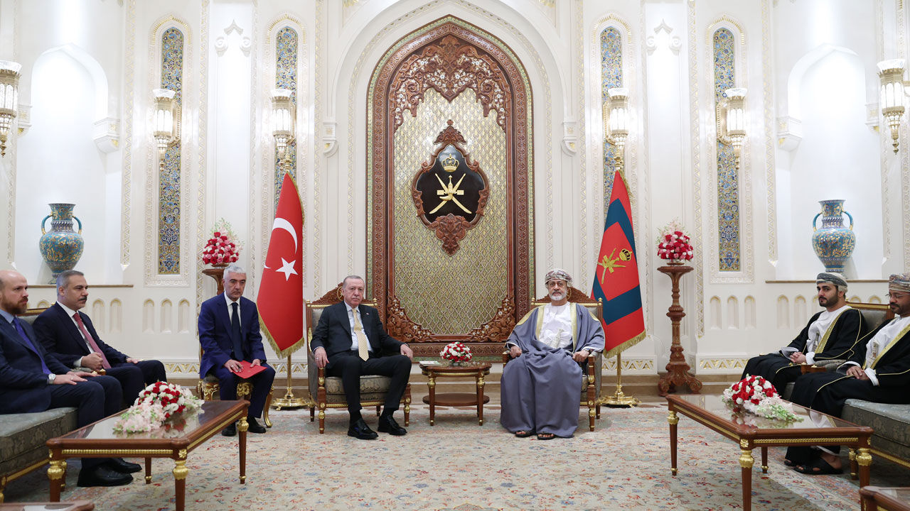 Cumhurbaşkanı Erdoğan, Umman Sultanı Heysem bin Tarık ile g&ouml;r&uuml;şt&uuml; - 2. Resim