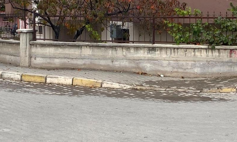 İşe giderken eski eşi katletmişti! 2 çocuk annesi İlknur Kertlez defnedildi - 1. Resim