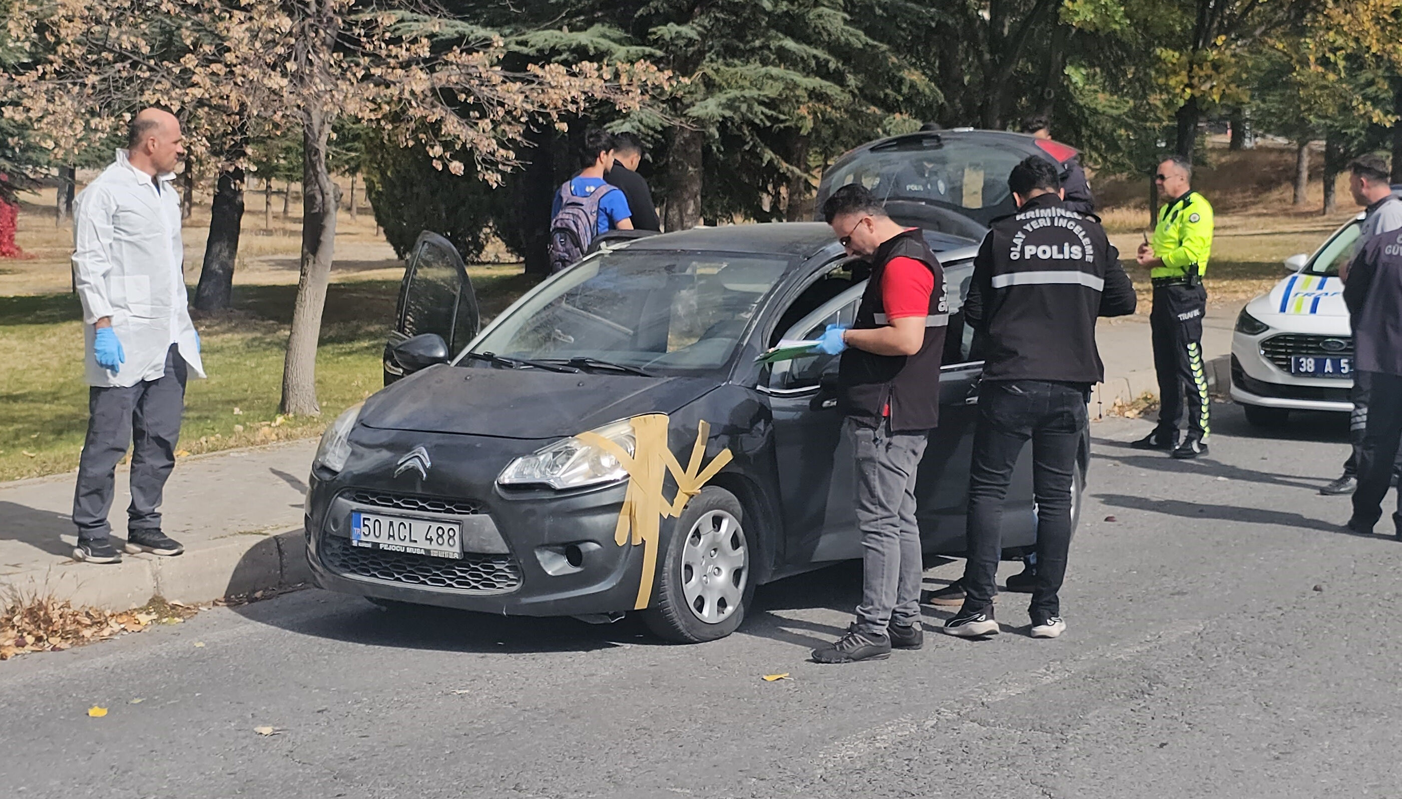 Kayseri'de üniversitede cinayet! 3 çocuk annesi kadın pompalı tüfekle vuruldu - 1. Resim