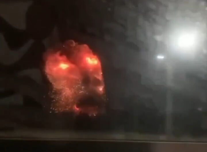 Rusya'da fabrikada patlama! Dumanlar gökyüzünü kapladı, çok sayıda ölü ve yaralı var - 1. Resim