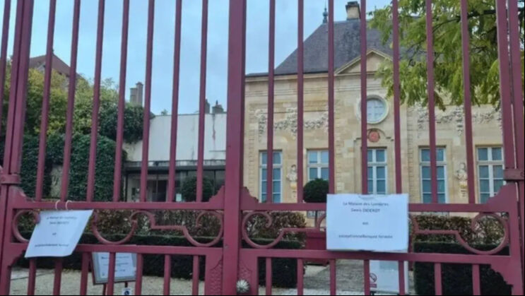 Sadece 4 gün arayla! Fransa, Louvre'dan sonra Denis Diderot Müzesi'nin soygunuyla sarsıldı - 1. Resim