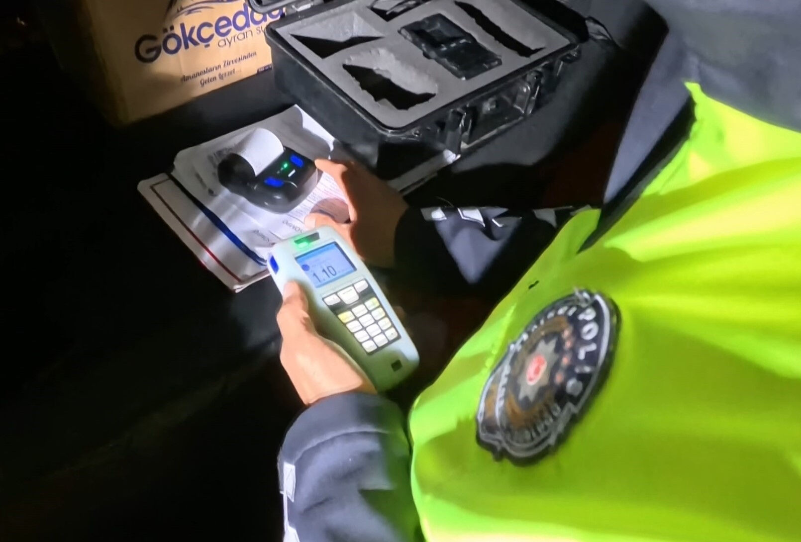 5 kat alkollü çıktı, pişkinliğiyle pes dedirtti: Bu sene rekor ceza yedim 5 kat alkollü çıktı, pişkinliğiyle pes dedirtti: Bu sene rekor ceza yedim - 1. Resim