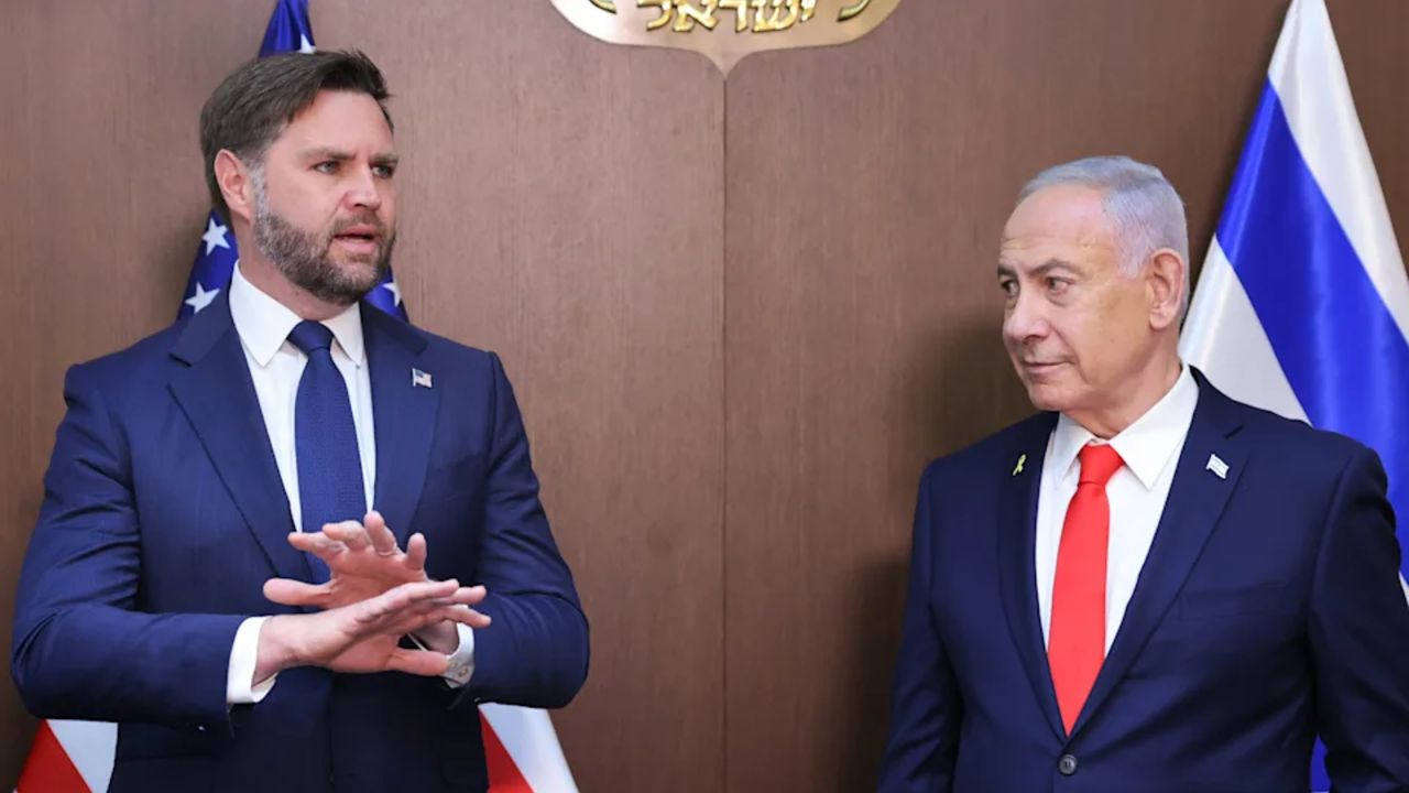 ABD Başkan Yardımcısı Vance, Netanyahu'yu fena bozdu! 'Aptalca karar veriyor' ABD Başkan Yardımcısı Vance, Netanyahu'yu fena bozdu! 'Aptalca karar veriyor'