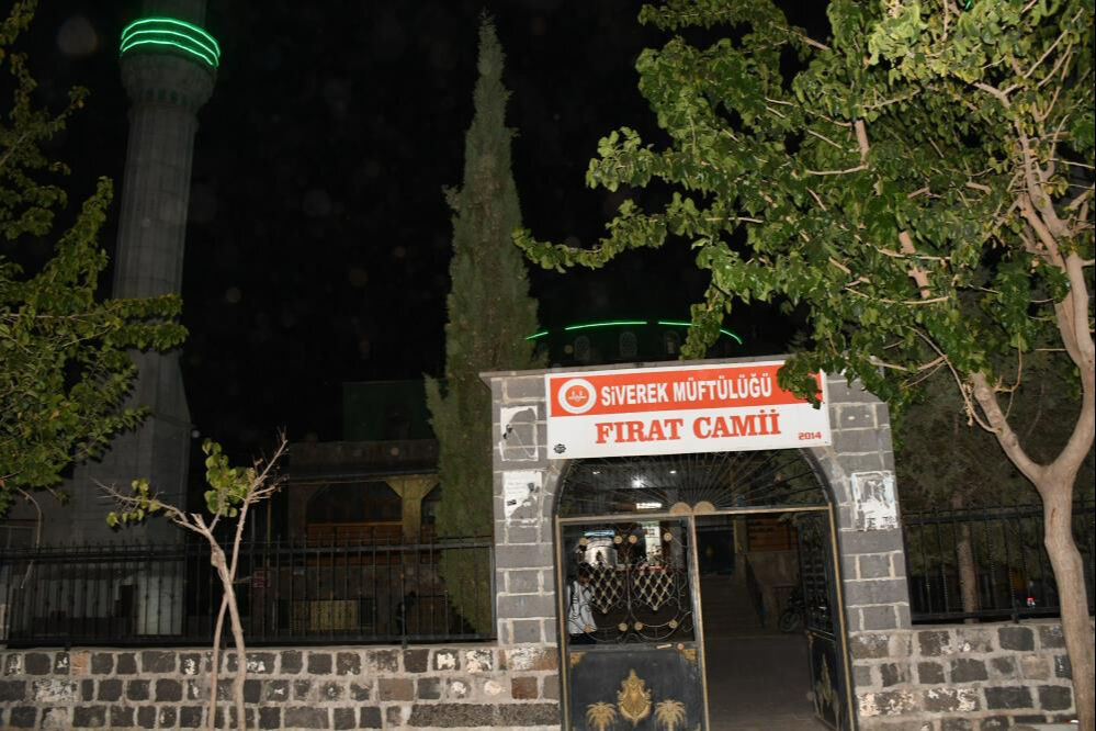 Cami bahçesindeki korkunç olayın sırrı çözüldü! Önce cesedi sonra anne ve babası bulundu Cami bahçesindeki korkunç olayın sırrı çözüldü! Önce cesedi sonra anne ve babası bulundu - 2. Resim