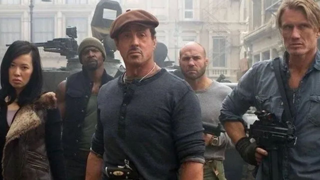 Cehennem Melekleri 4 Barney öldü mü? Cehennem Melekleri 4 Barney öldü mü?
