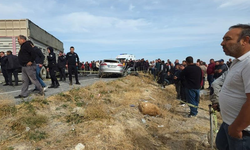 Çıracı ailesinde bitmeyen acı… Üç kardeş yan yana defnedildi, kahreden detaylar ortaya çıktı Çıracı ailesinde bitmeyen acı… Üç kardeş yan yana defnedildi, kahreden detaylar ortaya çıktı - 3. Resim