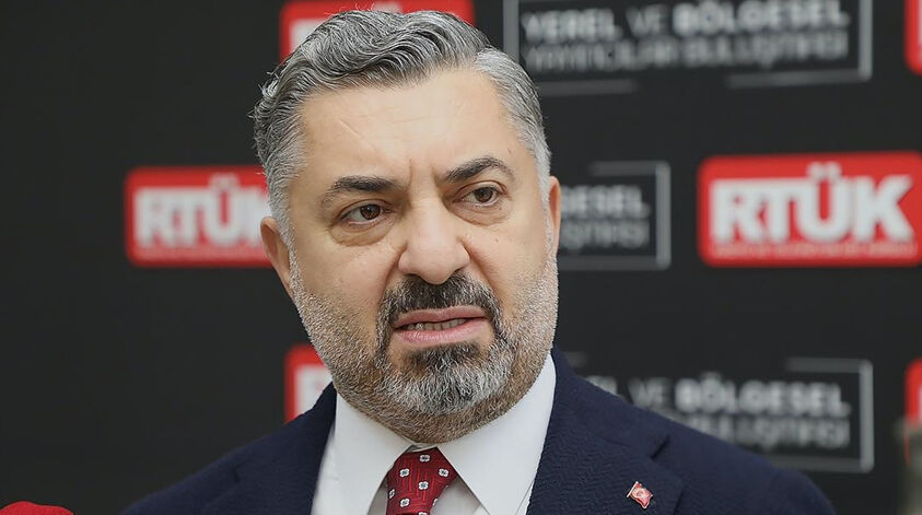 Ebubekir Şahin kimdir? Türk Telekom'un yeni CEO'su Ebubekir Şahin'in hayatı ve kariyeri Ebubekir Şahin kimdir? Türk Telekom'un yeni CEO'su Ebubekir Şahin'in hayatı ve kariyeri - 2. Resim