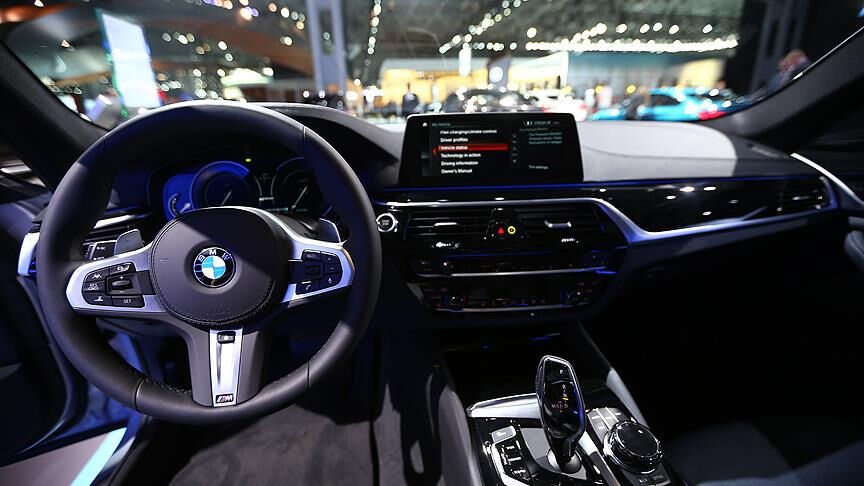 En ucuzu 3 milyon TL! BMW, Mercedes, Audi satışları artıyor En ucuzu 3 milyon TL! BMW, Mercedes, Audi satışları artıyor - 1. Resim