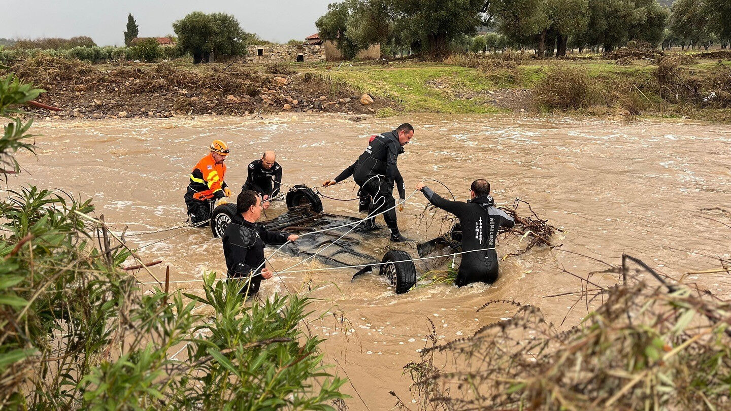 İstanbul’a bugün için sel uyarısı! 7 şehre sarı kodlu ikaz yapıldı - 1. Resim