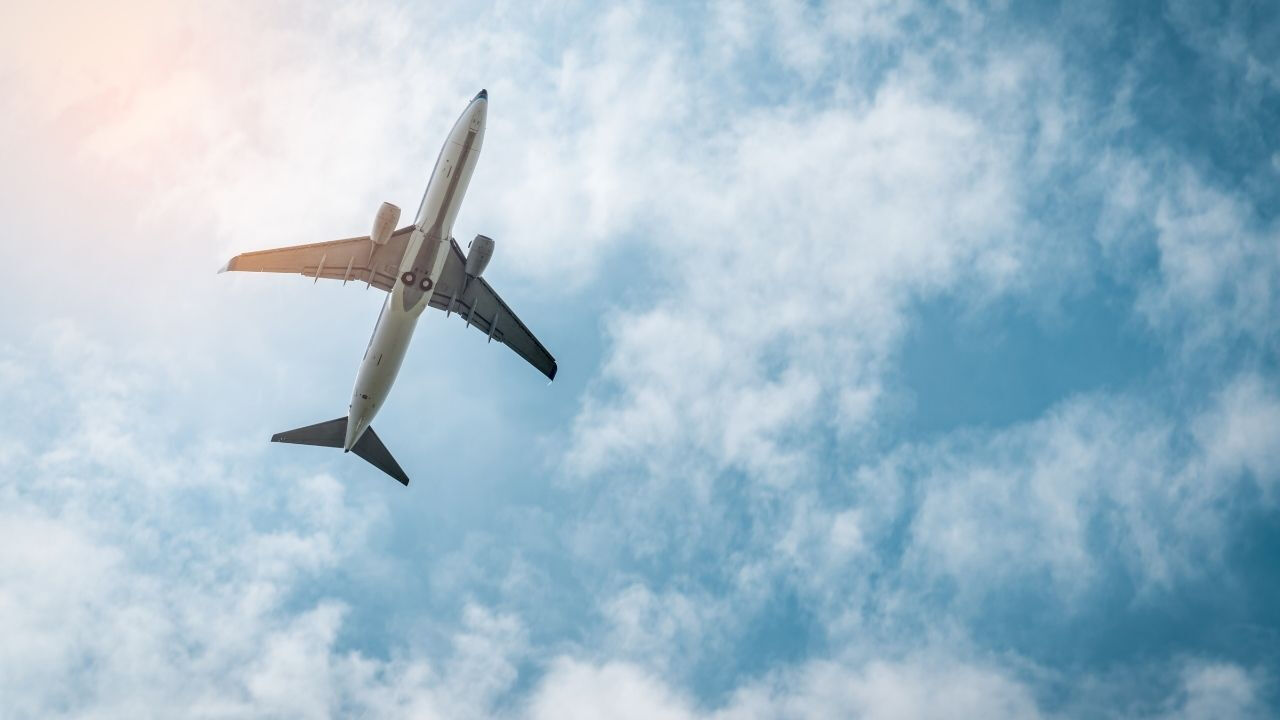 İstanbul'da uçuşlar iptal mi? 24 Ekim Sabiha Gökçen ve İstanbul havalimanı iptal uçuşlar! İstanbul'da uçuşlar iptal mi? 24 Ekim Sabiha Gökçen ve İstanbul havalimanı iptal uçuşlar! - 1. Resim