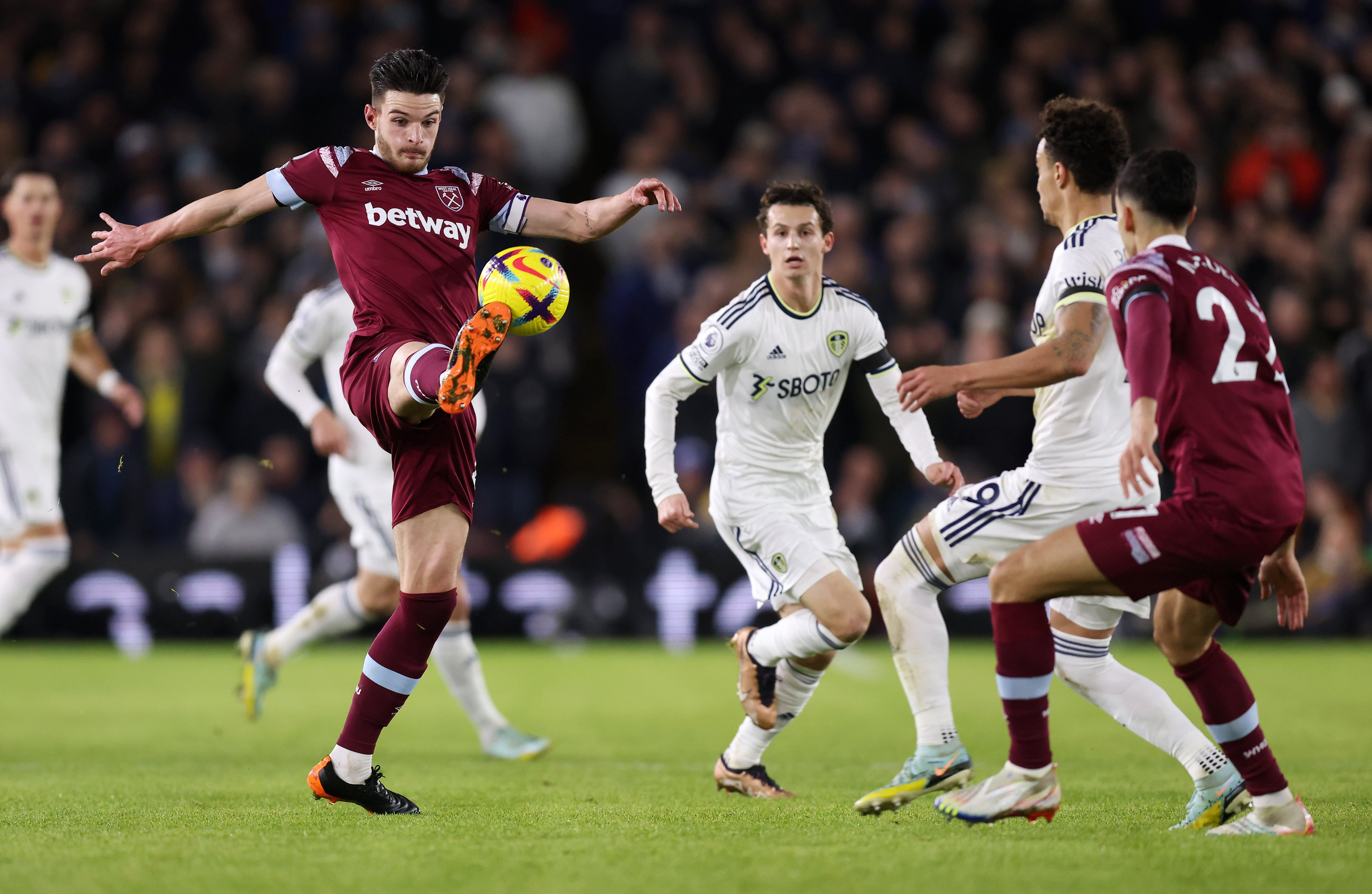 Leeds United - West Ham United maçı hangi kanalda, ne zaman, saat kaçta? İngiltere Premier Lig heyecanı sürüyor! Leeds United - West Ham United maçı hangi kanalda, ne zaman, saat kaçta? İngiltere Premier Lig heyecanı sürüyor! - 1. Resim