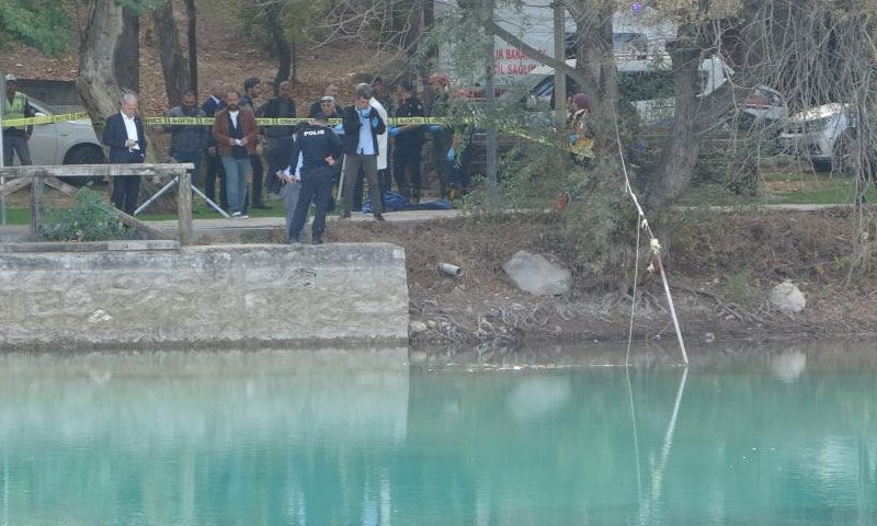 Piknik alanında feci olay: Öğrenciler kadın cesedi buldu Piknik alanında feci olay: Öğrenciler kadın cesedi buldu - 2. Resim