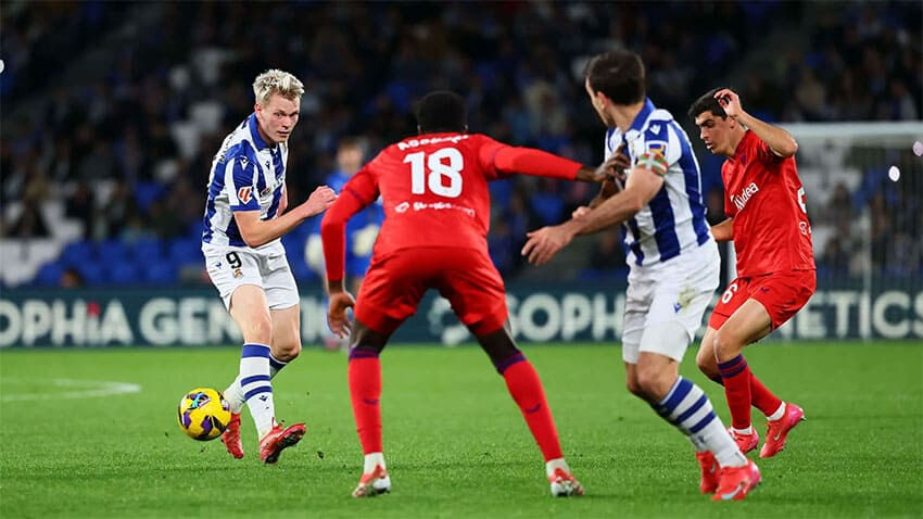 Real Sociedad - Sevilla maçı hangi kanalda, ne zaman, saat kaçta? Muhtemel 11'ler netleşti! Real Sociedad - Sevilla maçı hangi kanalda, ne zaman, saat kaçta? Muhtemel 11'ler netleşti! - 3. Resim