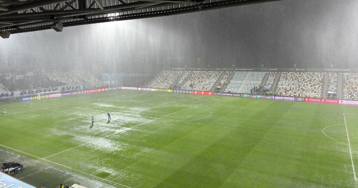 Rijeka-Sparta Prag maçı neden durdu? Maçın oynanacağı tarih araştırılıyor - 1. Resim