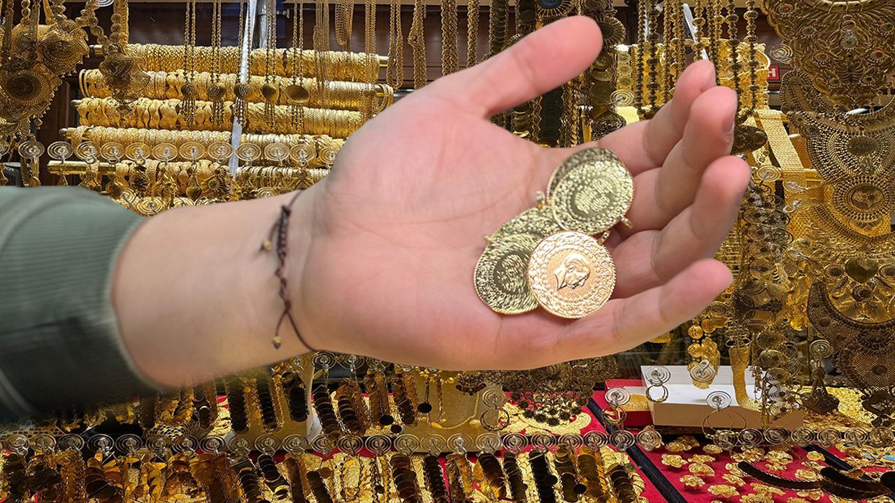 Ekonomi - Sert düşüşe aldanmayın... Altın yeni zirvenin peşinde! Uzmanından yatırımcılara önemli çağrı