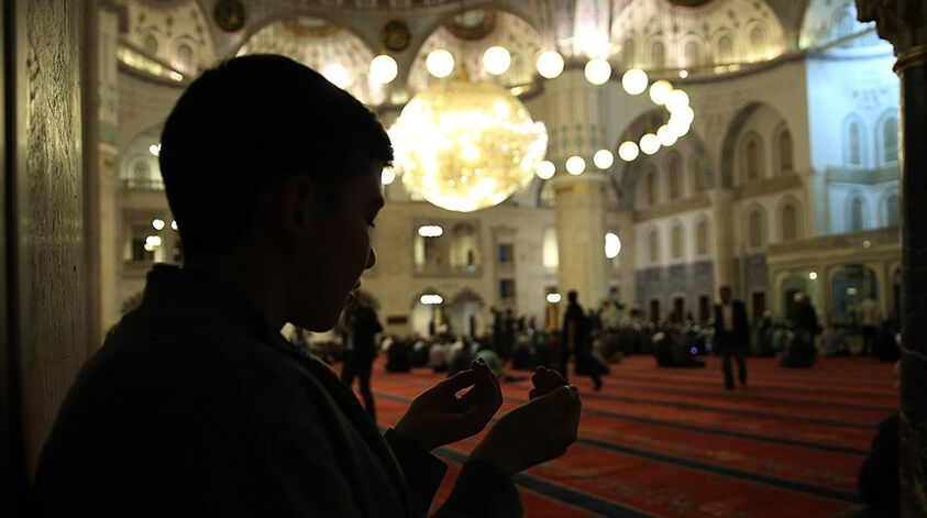 Teheccüd namazı nasıl kılınır, kaç rekattır? 2025 Teheccüd namazı kılınışı ve faziletleri Teheccüd namazı nasıl kılınır, kaç rekattır? 2025 Teheccüd namazı kılınışı ve faziletleri - 2. Resim