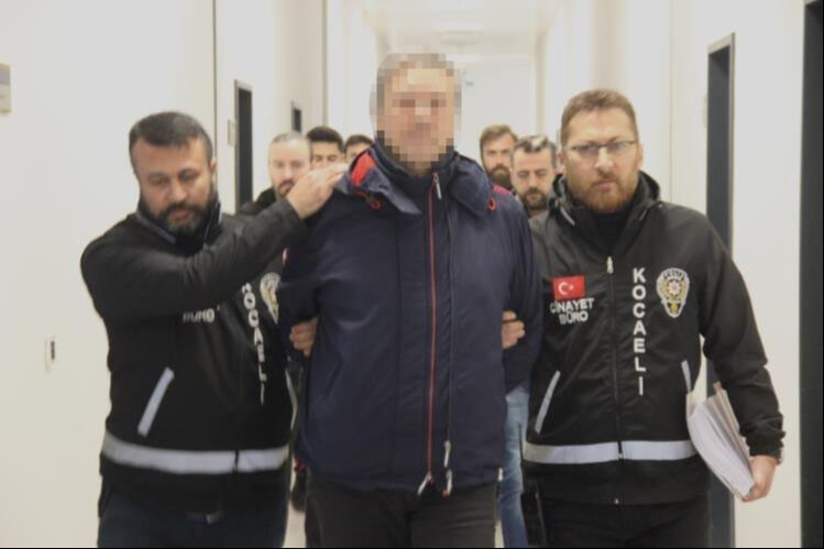 Ünlü iş adamının cesedini parçalayıp asitle eritmişlerdi! Mahkemeden karar çıktı Ünlü iş adamının cesedini parçalayıp asitle eritmişlerdi! Mahkemeden karar çıktı - 2. Resim
