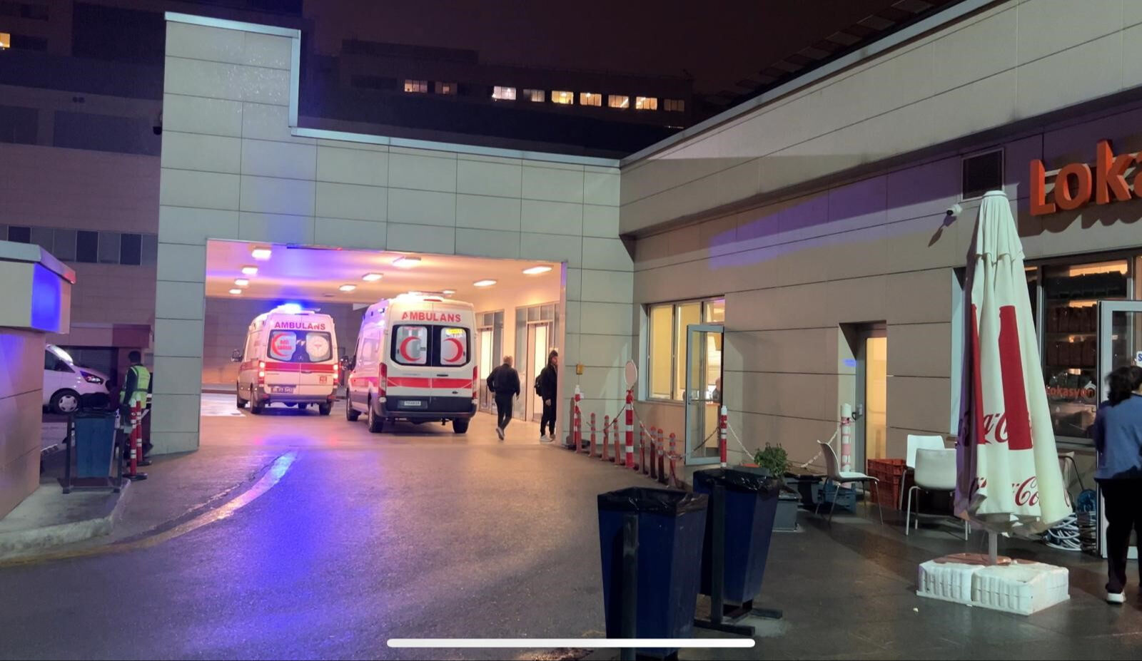 Ankara'da kayıp olarak aranan iki kız çocuğu alkolden zehirlenmiş halde bulundu! Biri hayatını kaybetti, diğeri entübe Ankara'da kayıp olarak aranan iki kız çocuğu alkolden zehirlenmiş halde bulundu! Biri hayatını kaybetti, diğeri entübe - 1. Resim