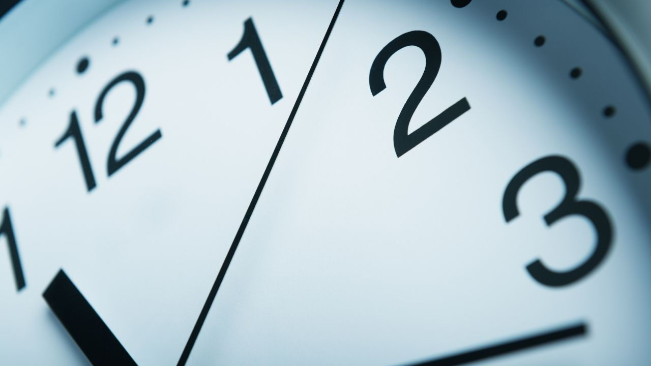 Bu gece saatler 1 saat geri alınacak mı? Kış saati uygulaması son durum! Bu gece saatler 1 saat geri alınacak mı? Kış saati uygulaması son durum! - 2. Resim