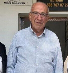 Bülent Kaptanoğlu'nun aracıyla sele kapıldığı anlar ortaya çıktı Bülent Kaptanoğlu'nun aracıyla sele kapıldığı anlar ortaya çıktı - 3. Resim