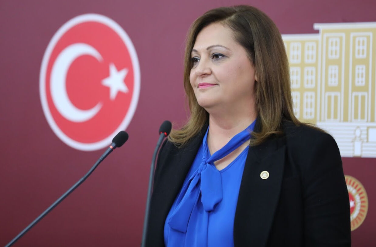 Burcu Köksal kimdir? Afyonkarahisar Belediye Başkanı Burcu Köksal'ın hayatı ve siyasi kariyeri Burcu Köksal kimdir? Afyonkarahisar Belediye Başkanı Burcu Köksal'ın hayatı ve siyasi kariyeri - 2. Resim