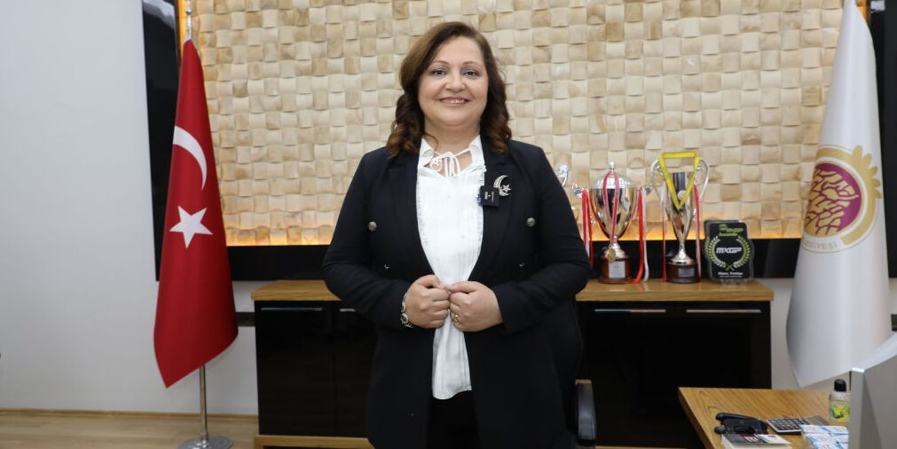 Burcu Köksal kimdir? Afyonkarahisar Belediye Başkanı Burcu Köksal'ın hayatı ve siyasi kariyeri Burcu Köksal kimdir? Afyonkarahisar Belediye Başkanı Burcu Köksal'ın hayatı ve siyasi kariyeri - 3. Resim