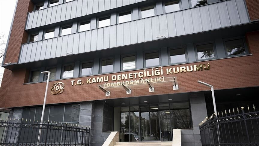 Güvenliklerin zorunlu mesleki yenileme eğitimi giderlerini kim karşılamalı? KDK'den emsal karar Güvenliklerin zorunlu mesleki yenileme eğitimi giderlerini kim karşılamalı? KDK'den emsal karar - 1. Resim