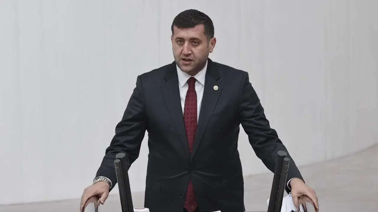 MHP, İtalya modeli için kolları sıvadı! 'Meloni Yasası' Bahçeli'ye sunulacak baki ersoy