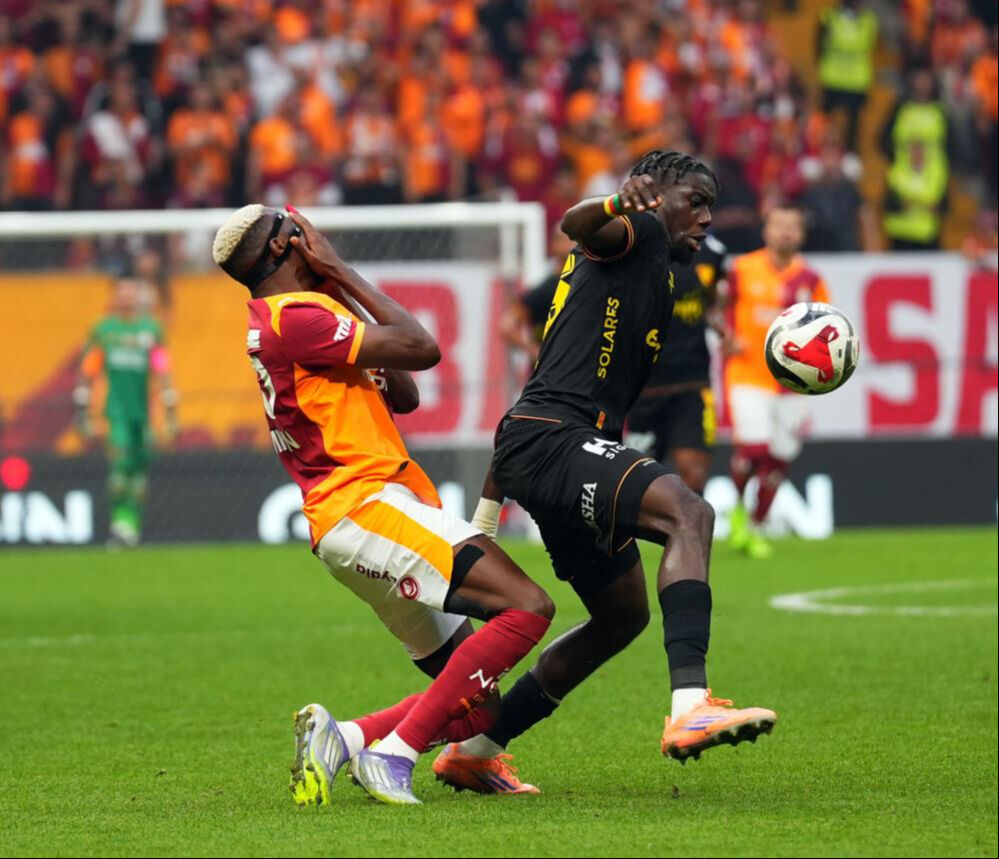 Lider Galatasaray doludizgin: Rams Park'ta dört gol, bir kırmızı kart Canlı: Galatasaray'ın konuğu Göztepe - 4. Resim