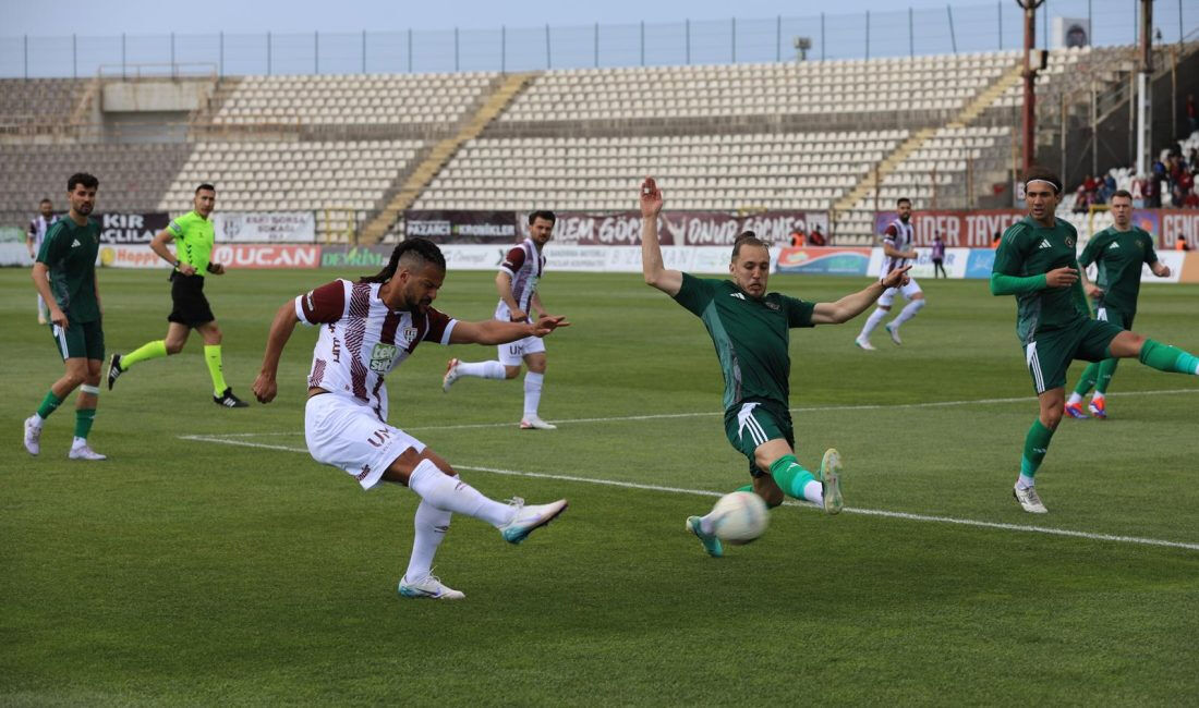 Şifresiz yayınlanacak! Bandırmaspor-Esenler Erokspor maçı hangi kanalda, saat kaçta? Şifresiz yayınlanacak! Bandırmaspor-Esenler Erokspor maçı hangi kanalda, saat kaçta? - 1. Resim