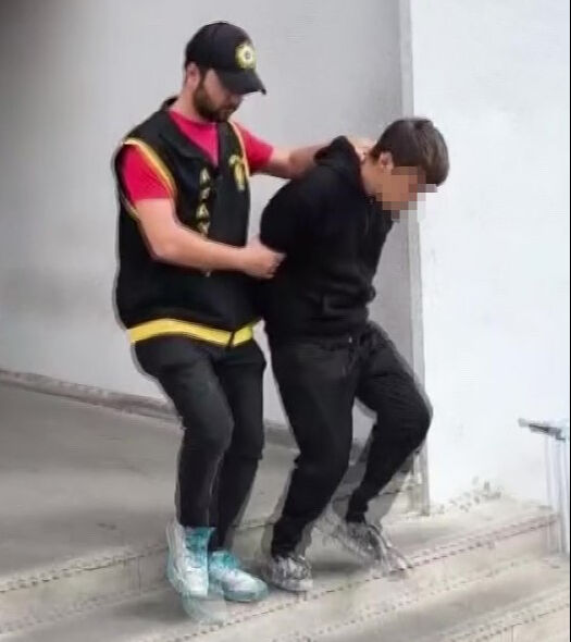 Adana'da hastane otoparkından motosiklet çaldı!  Bahanesi işe yaramadı: Ayağım ağrıdığı için yaptım Adana'da hastane otoparkından motosiklet çaldı!  Bahanesi işe yaramadı: Ayağım ağrıdığı için yaptım - 1. Resim