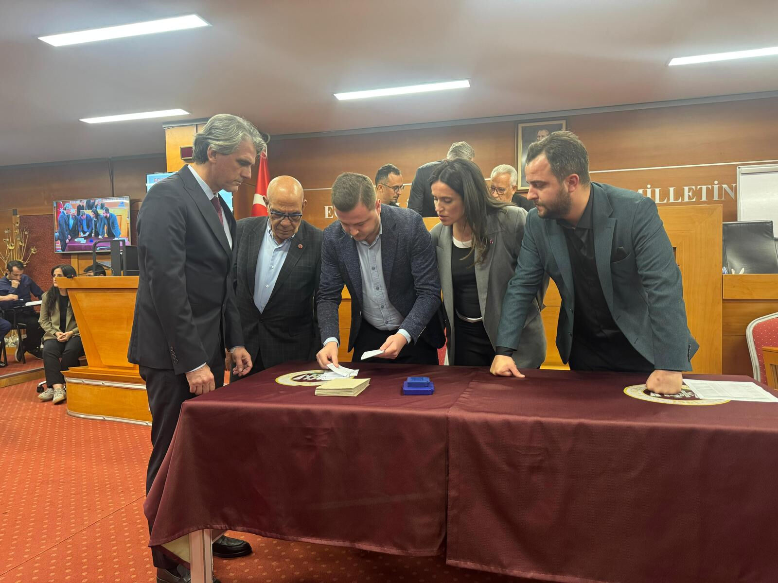 Bayrampaşa Belediyesi AK Parti'ye geçti! Seçimi Cumhur İttifakı adayı kazandı Bayrampaşa Belediyesi AK Parti'ye geçti! Seçimi Cumhur İttifakı adayı kazandı - 1. Resim