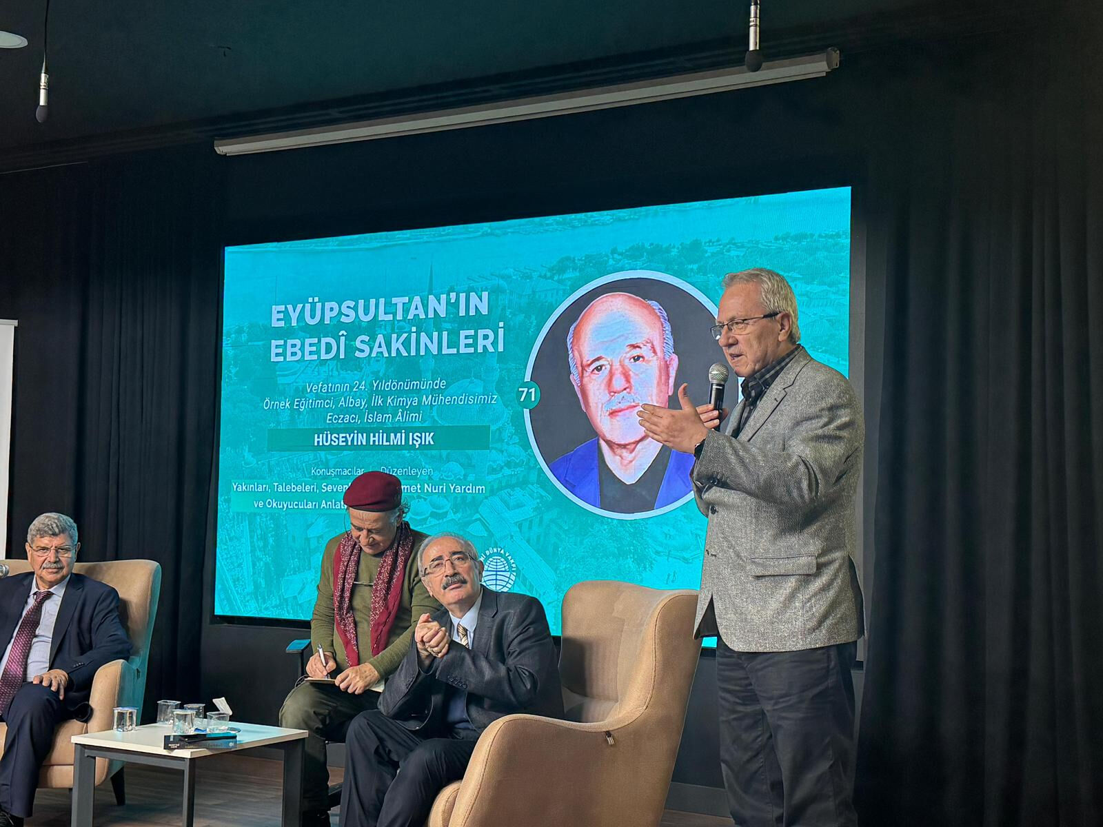 Büyük İslâm âliminin vefatının 24. yıl dönümü... Hüseyin Hilmi Işık Efendi yâd edildi Büyük İslâm âliminin vefatının 24. yıl dönümü... Hüseyin Hilmi Işık Efendi yâd edildi - 5. Resim