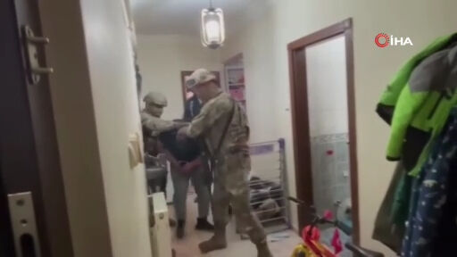 'Define çetesi'ne operasyon! 15 şüpheli tutuklandı 'Define çetesi'ne operasyon! 15 şüpheli tutuklandı - 1. Resim