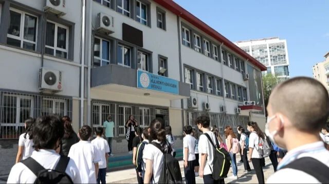 Yarın okullar tatil mi? 28 Ekim Salı okulların ve üniversitelerin eğitim durumu gündemde! Yarın okullar tatil mi? 28 Ekim Salı okulların ve üniversitelerin eğitim durumu gündemde! - 1. Resim