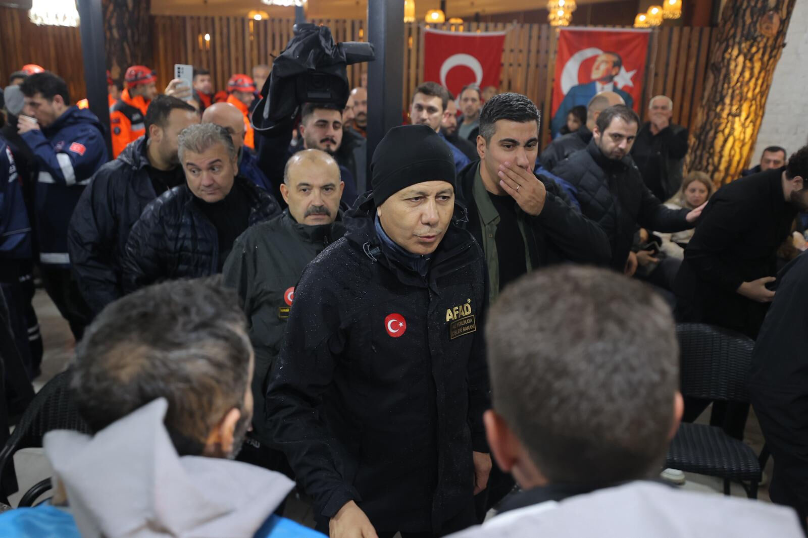 Balıkesir beşik gibi sallandı! Sabaha kadar sürdü, 5 dakikada bir deprem oldu Balıkesir beşik gibi sallandı! Sabaha kadar sürdü, 5 dakikada bir deprem oldu - 2. Resim