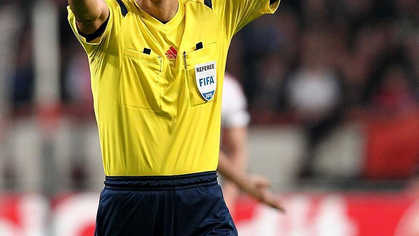 TFF, bahis skandalına karışan hakemleri tek tek açıkladı: İşte bekleyen ceza! TFF, bahis skandalına karışan hakemleri tek tek açıkladı: İşte bekleyen ceza! - 2. Resim