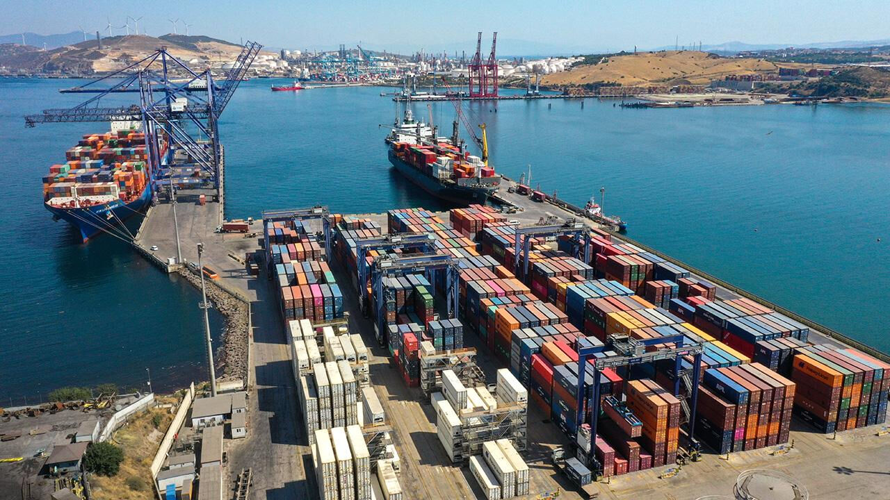 Ticaret Bakanı Bolat açıkladı! İhracatta Cumhuriyet tarihi rekoru kırıldı Ticaret Bakanı Bolat açıkladı! İhracatta Cumhuriyet tarihi rekoru kırıldı - 3. Resim