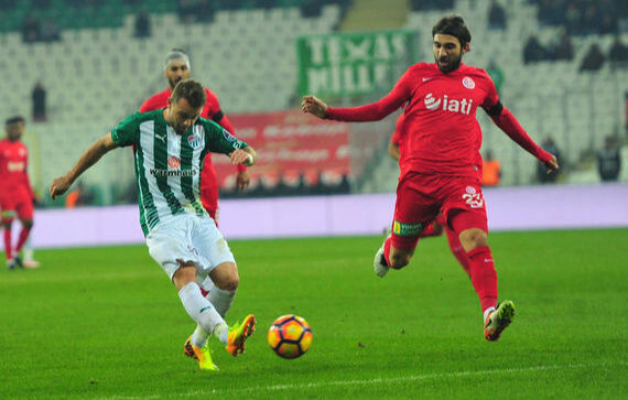 Antalyaspor-Bursaspor maçı hangi kanalda, nerede izlenir? Hakem kadrosu belli oldu Antalyaspor-Bursaspor maçı hangi kanalda, nerede izlenir? Hakem kadrosu belli oldu - 1. Resim