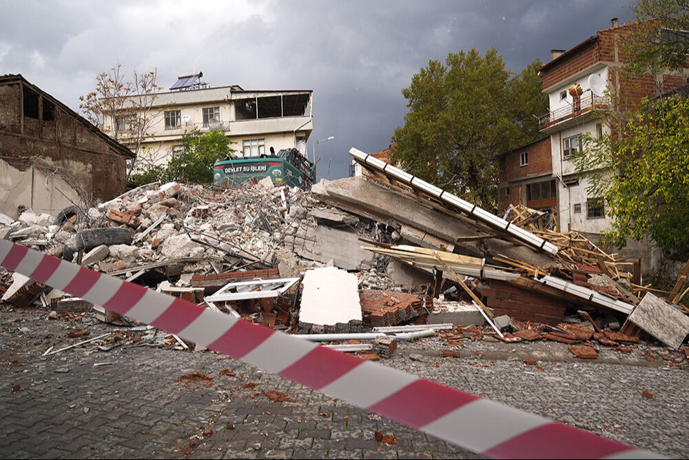Balıkesir'de deprem üstüne deprem oluyor! 100'lerce artçı meydana geldi, vatandaş endişeli... Balıkesir'de deprem üstüne deprem oluyor! 100'lerce artçı meydana geldi, vatandaş endişeli... - 4. Resim